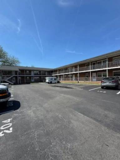 Main picture of 719 Marvin Avenue