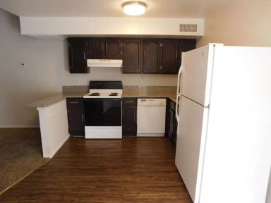 Main picture of 5107 Garden Ln