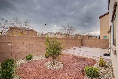 Main picture of 8265 Corbett St