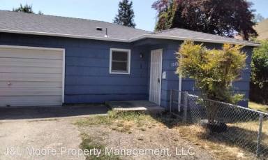 Main picture of 1215 W 11th St