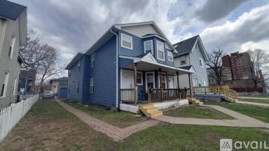 Main picture of 2227 5th Ave S