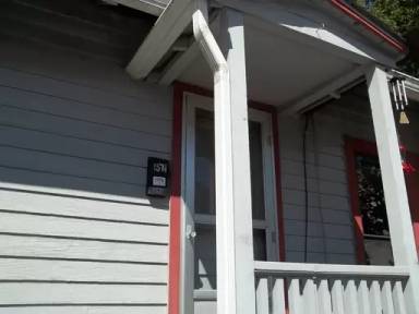 Main picture of 157 1/4 Monroe St