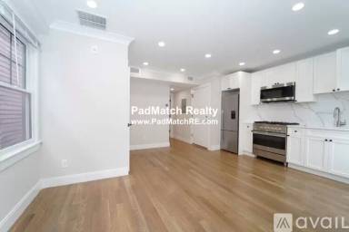 Main picture of 14 Lopez Ave