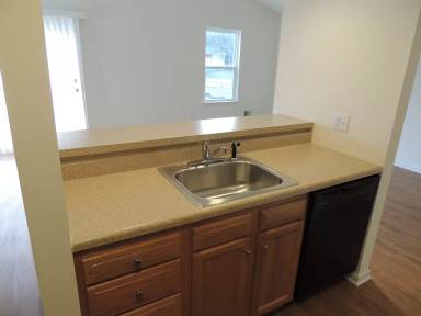 Main picture of 1000 Burdeck St