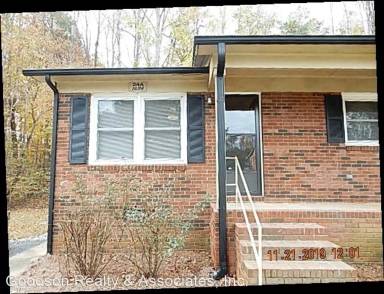 Main picture of Country Club Apartments