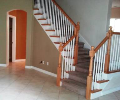 Main picture of Halley House / W / $650 / SPA 7w / Scott (949) 836-3977 - 4
