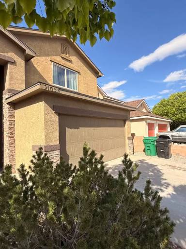 Main picture of 2103 N Ensenada Cir SE