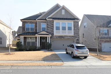 Main picture of 630 Leland Pkwy