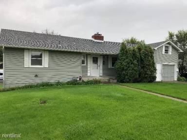 Main picture of 1530 Burlington Ave