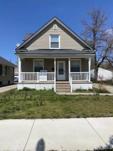 Main picture of 351 W 19th St