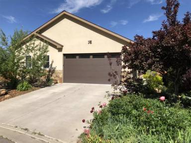 Main picture of 123 Cedar Ridge Way