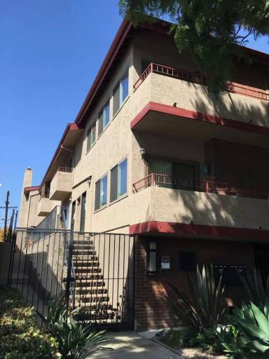 Main picture of 11025 National Blvd