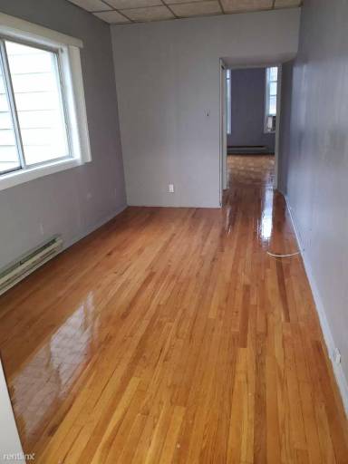 Main picture of 109 Madison St