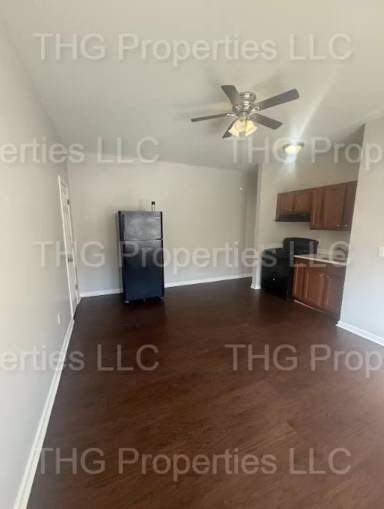 Main picture of 641 Lincoln Ave