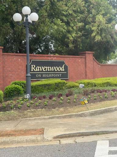 Main picture of 4404 Ravenwood Dr