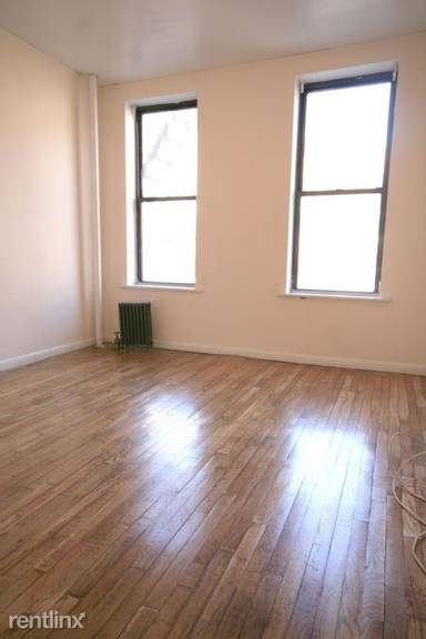 Main picture of 620 E 11th St