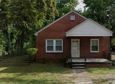 Main picture of 1102 E Elm St