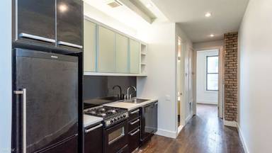 Main picture of 179 Maujer St