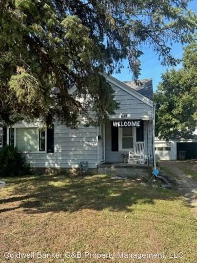 Main picture of 617 SW Macvicar Ave