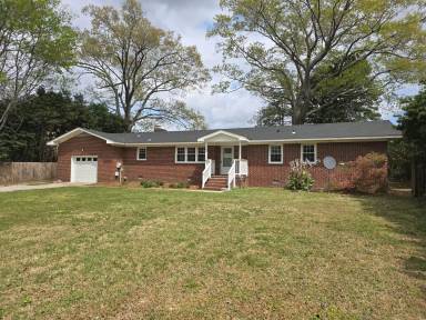 Main picture of 281 Brumsey Rd