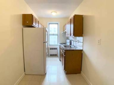 Main picture of 373 Grand Ave