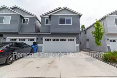 Main picture of 4811 NE 37th Ct