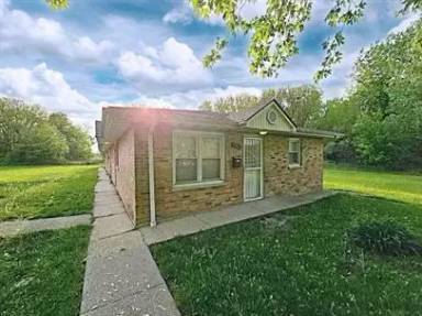 Main picture of 926 Greenwood Ave