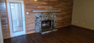 Main picture of 1401 Windsor Cir