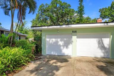 Main picture of 816 Putnam Ave