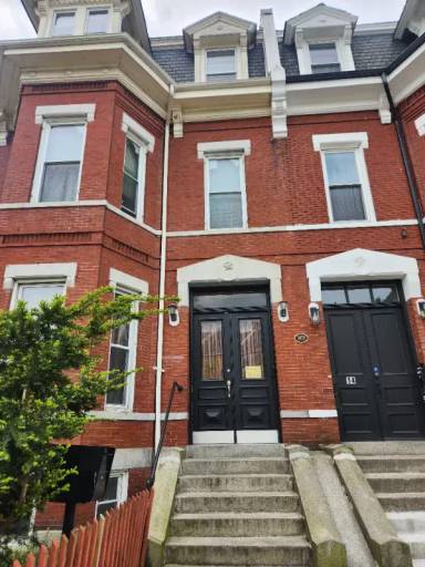 Main picture of 12 Rockland St