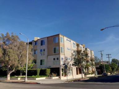 Main picture of 10790 Rose Ave