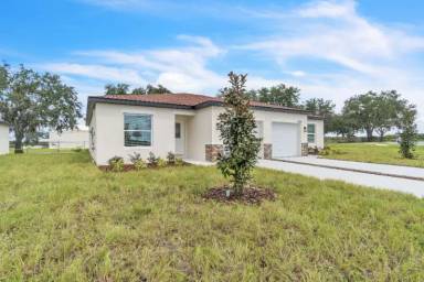 Main picture of 2535 Slim Haywood Ave
