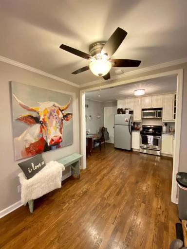 Main picture of 7516 Belleview Ave