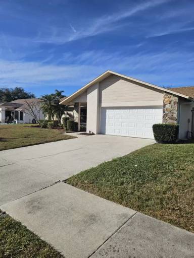 Main picture of 13100 Brookshire