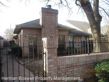 Main picture of 2110 Woodway Dr