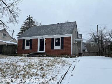 Main picture of 3074 Hamilton Ave