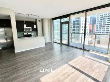 Main picture of 153 N Desplaines St
