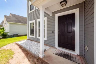 Main picture of 197 Emerald Isle Dr