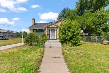 Main picture of 381 N 200 W