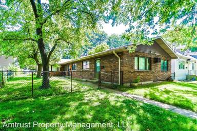 Main picture of 2948 Everett St
