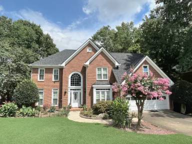 Main picture of 110 Vicarage Ct