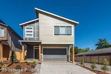 Main picture of 104 S Church St