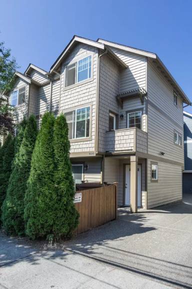 Main picture of 8501 Midvale Ave N