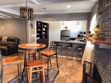 Main picture of 315 N Washington Ave