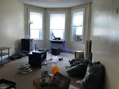 Main picture of 225 Kelton St