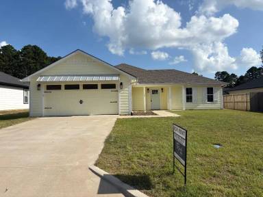 Main picture of 148 Brenlind Ln