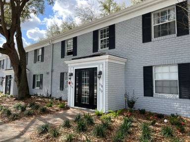 Main picture of 118 Lewfield Cir