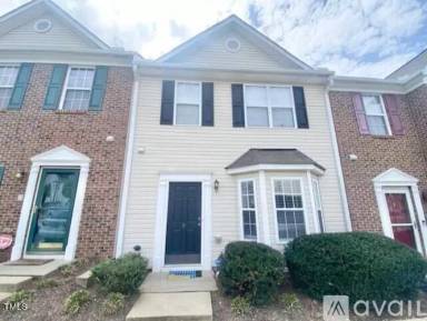 Main picture of 9 Edgebrook Cir
