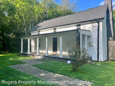 Main picture of 571 Winston St