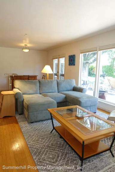 Main picture of 375 Cuesta Dr